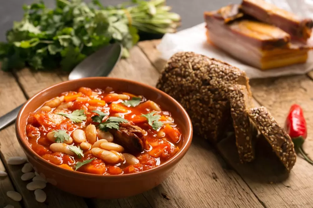 Alubias y frijoles by Goya Europa