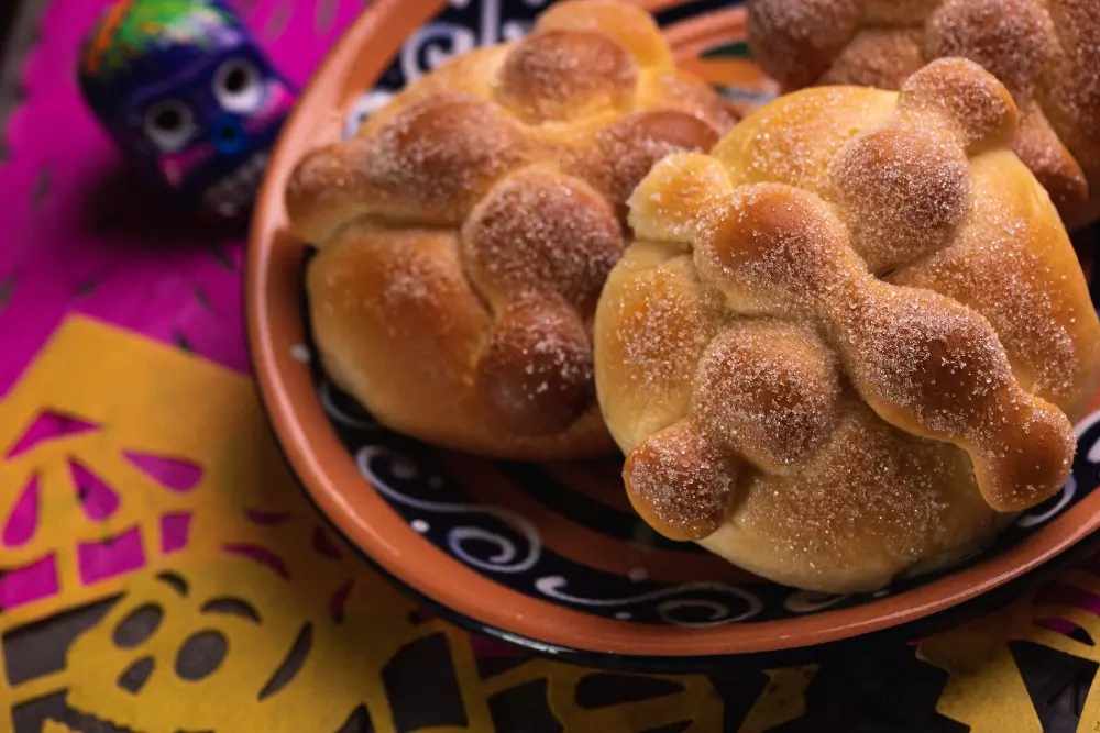Pan de Muertos receta tradicional mexicana