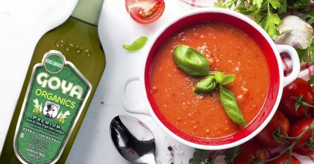 Gazpacho tradicional andaluz