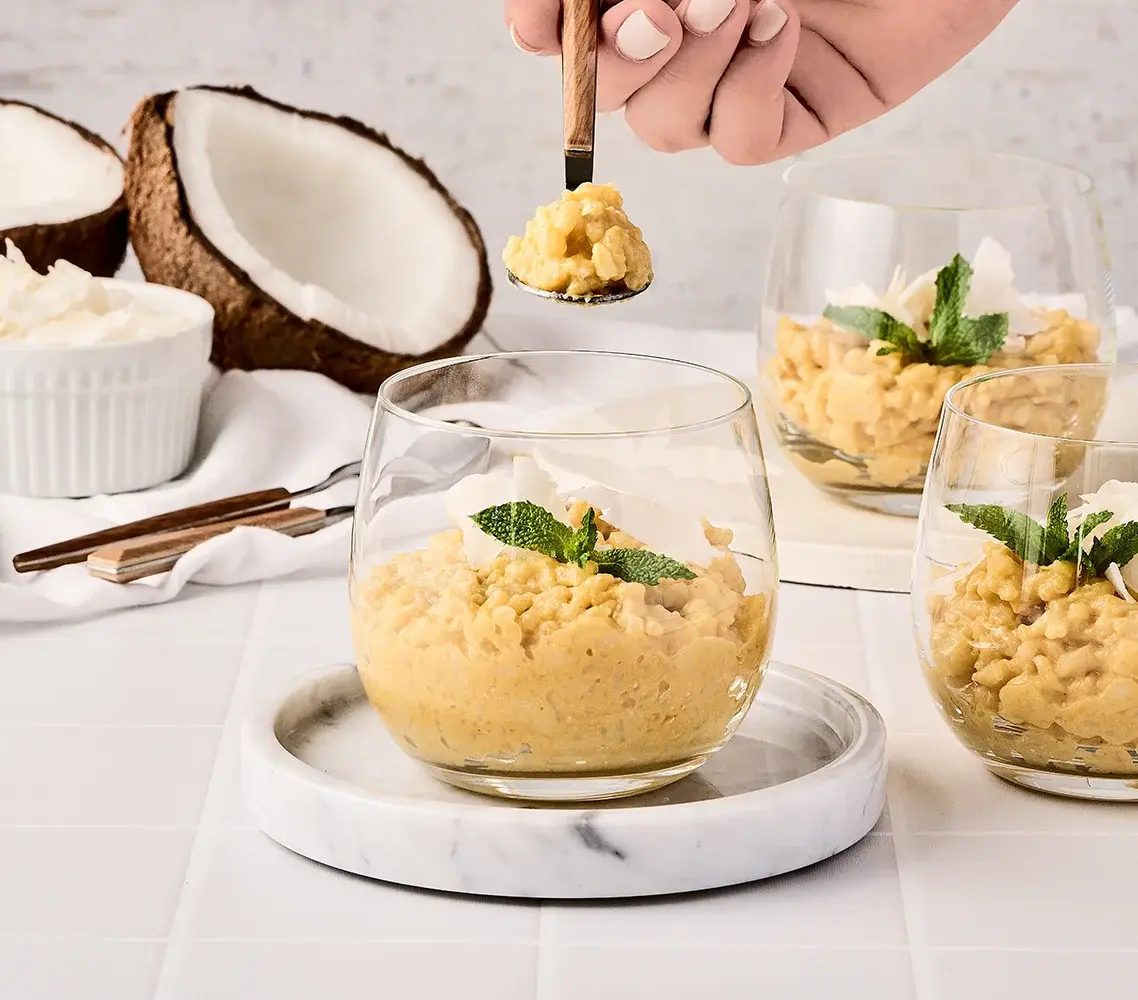 Arroz con leche de coco y mango