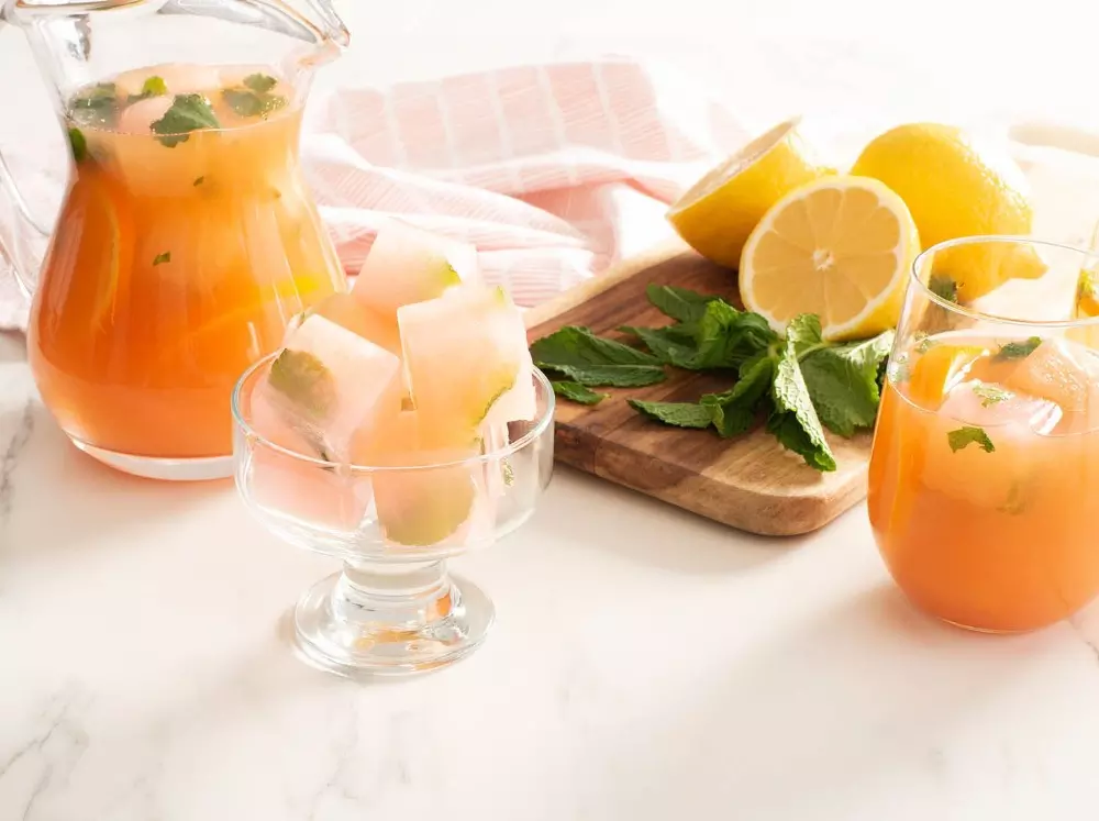 Fruity coconut water and guava ice cubes