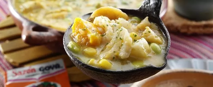 Sopa de Pescado Ecuatoriano