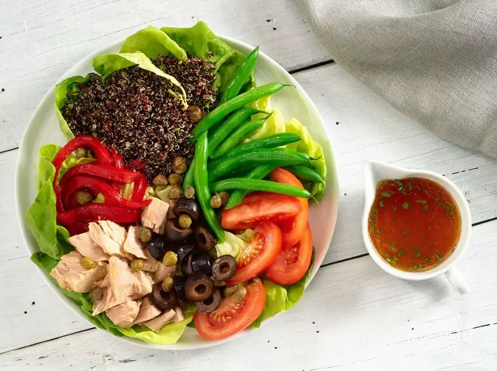 Ensalada Nicoise quinua y atún