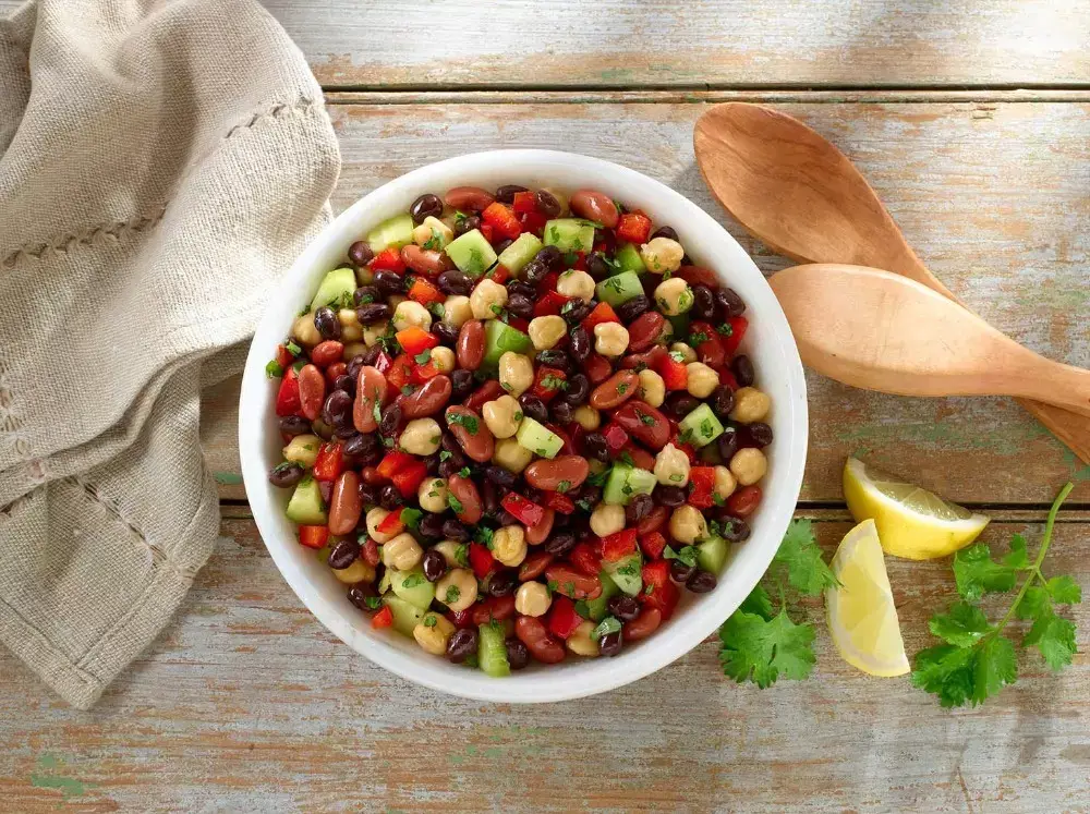Ensalada rápida de frijoles mixtos