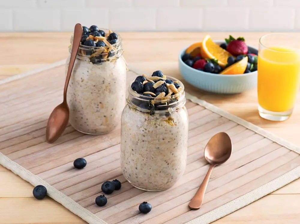 Hojuela de avena con leche de coco y chía