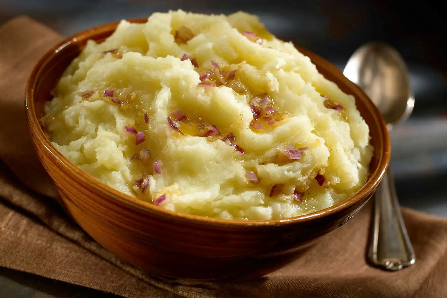 Mashed yuca with garlic sauce | GOYA Europa