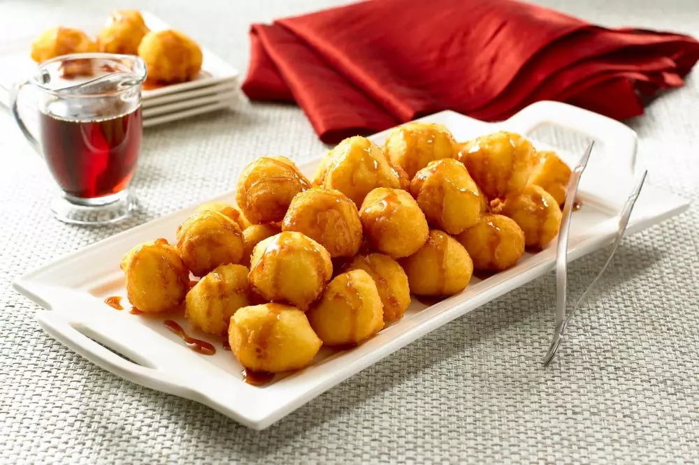 Buñuelos dulces yuca